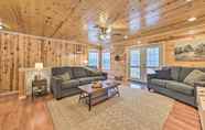 Lain-lain 2 New! Cozy Elmira Cabin w/ Deck, 23 Mi to Slopes!