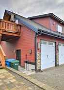 ภาพหลัก Modern Edgewood Home Near Tacoma w/ Deck!