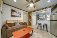 อื่นๆ North Carolina Vacation Rental w/ Fire Pit & Grill