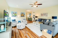 Lain-lain Corolla Vacation Rental w/ Pool, Walk to Beach!