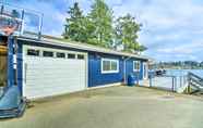 Others 6 Lakefront Bremerton Vacation Rental w/ Deck!