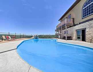 Others 2 Luxe Branson Retreat w/ Mtn Views & Pool Access!