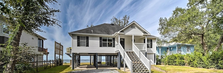 Others Foley Beach Cottage w/ Waterfront Backyard!