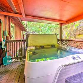 ภาพหลัก 1 Cozy Gatlinburg Hideaway w/ Private Hot Tub!, Pigeon Forge Villas