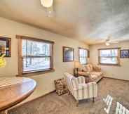 Others 4 Peaceful Marquette Cottage w/ Sunroom!