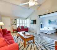 Others 4 Palm Springs Vacation Rental w/ Resort Access!