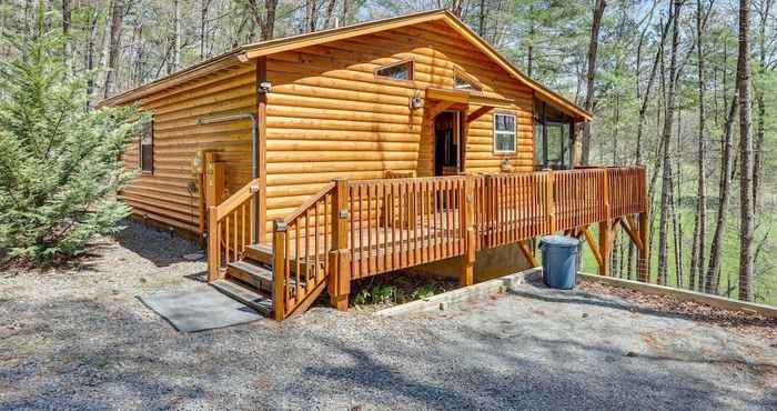 อื่นๆ Stunning Murphy Cabin - 5 Mi to Cherokee Lake!