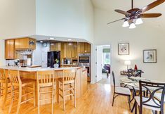 Others 7 5 Mi to Beach: Lewes Home w/ Deck & Pond View