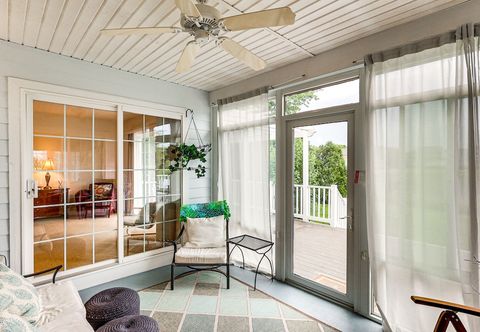 Others 5 Mi to Beach: Lewes Home w/ Deck & Pond View