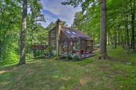 Lain-lain Secluded Leesburg Retreat w/ Private Hot Tub!