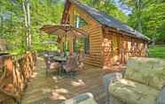 อื่นๆ 2 Dreamy Cabin Steps to Thumb Lake: Swim & Fish