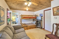 อื่นๆ Quaint & Cozy Apartment 12 Mi to Ski Slopes