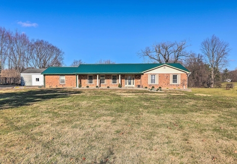 Others Spacious Liberty Township Home w/ Large Yard!