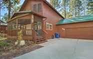 Others 5 Cozy Cabin w/ Porch - Near Hiking & Golfing!
