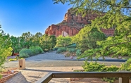 อื่นๆ 5 Stunning Sedona Home w/ Red Rock Views & Fire Pit!