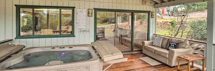Lain-lain Pine Vacation Home w/ Private Hot Tub & Views