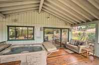 Lain-lain Pine Vacation Home w/ Private Hot Tub & Views