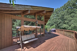 Lain-lain 4 Grand Escape w/ Deck, Game Room, Nature View!