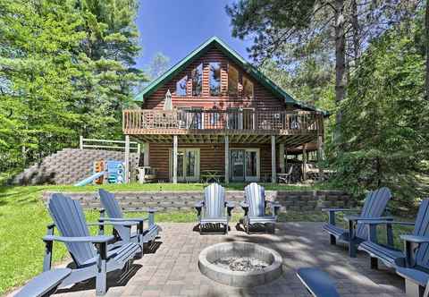 อื่นๆ Lakefront Hazelhurst Cabin: Dock & Pool Table