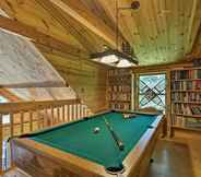 อื่นๆ 4 Lakefront Hazelhurst Cabin: Dock & Pool Table