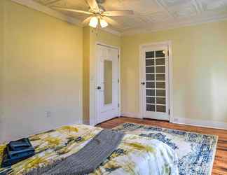 Others 2 Troy Townhome: 10 Mi to Downtown Albany!