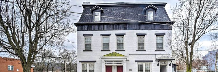 其他 Troy Townhome: 10 Mi to Downtown Albany!