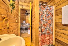 Khác 3 Quiet Cabin Retreat on 30 Acres Near Kentucky Lake