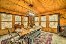 Khác Quiet Cabin Retreat on 30 Acres Near Kentucky Lake