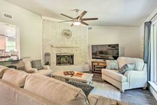 其他 ~ 3 Mi to Dtwn Mckinney: Suburban Texas Retreat