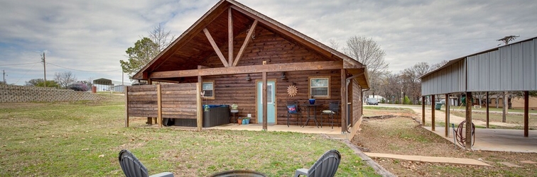 อื่นๆ Kingston Studio Cabin With Private Hot Tub!