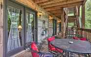 Others 2 Cozy Smoky Mtn Retreat on River w/ Fire Pit & Deck