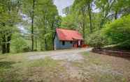 Others 5 Cozy Blue Ridge Cabin Rental w/ On-site Stream!