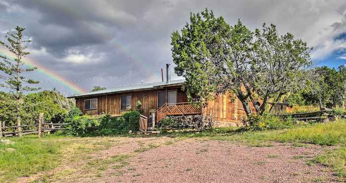 Lainnya Peaceful Ranch Cabin w/ Scenic Views, 6 Mi to Town