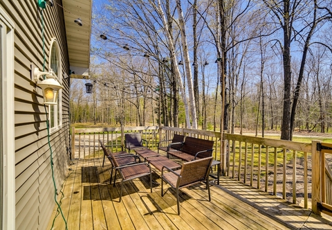 Others Pet-friendly Wisconsin Cabin w/ Kayaks - Near Lake