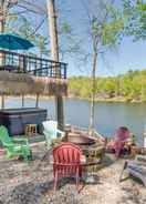 Primary image Lake Malone Vacation Rental w/ Hot Tub!