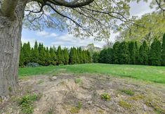 Others 6 North Babylon Home, Near Belmont Lake State Park!