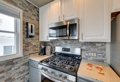 Others 2 North Babylon Home, Near Belmont Lake State Park!