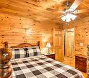 Khác 5 Charming Murphy Cabin w/ Porch - Near Hiking!