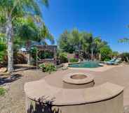 Lainnya 4 Chandler Oasis With Resort Style Backyard & Pool!