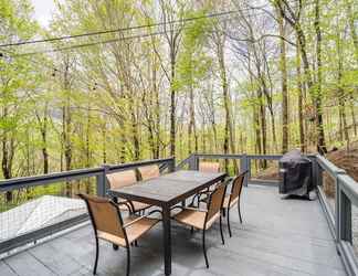 Lainnya 2 Pet-friendly Boone Vacation Rental w/ Deck!