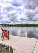 ภาพหลัก Cascade Lakefront Home: Boat Dock, Fire Pit!