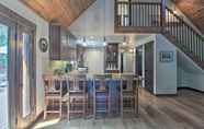 Khác 4 Pinetop Cabin: Deck, Game Room, Grill & Yard!