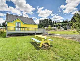 Others 2 Bright Raymond Home, 1/2 Mi to Willapa River!