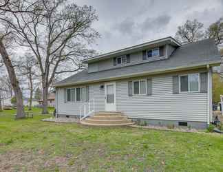 Others 2 Charming Knox Vacation Rental Near Bass Lake!