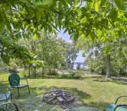 Others 5 Lake Pepin Unit w/ Pond, Walk to Restaurants!