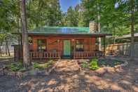 Others 'azalea House' - Forest Retreat w/ Hot Tub!