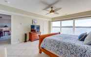 Others 5 Lakefront Condo: Boat Slip + Regatta Bay Amenities