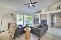 Lainnya Chic Glendale Home w/ Private Pool & Grill!