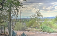 Others 7 Intimate Cave Creek Studio w/ Mountain Views!