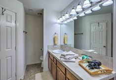 Others 3 Charming Cameron Farm Retreat ~ 41 Mi to Tamu